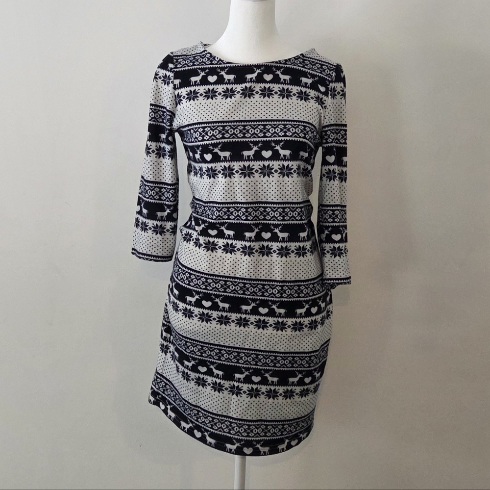 twik Navy Blue and White Nordic-Print Knit Dress